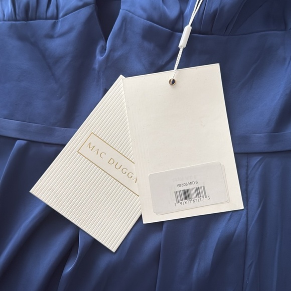 NWT | Mac Duggal Blue Charmeuse Soft Tie Keyhole Bell Sleeve Gown Size 6 - Picture 11 of 14
